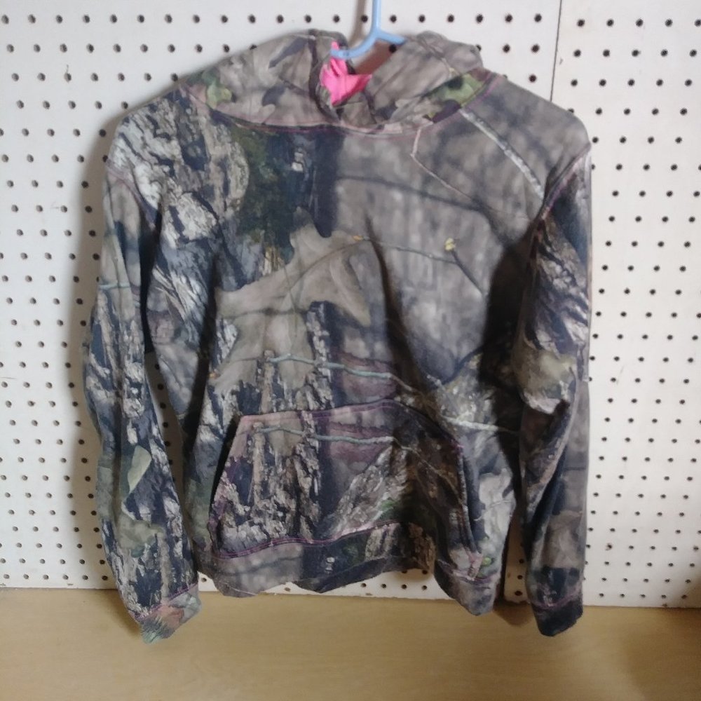 BUNDLE 🔆4 for $20🔆 Mossy Oak Pullover size YS